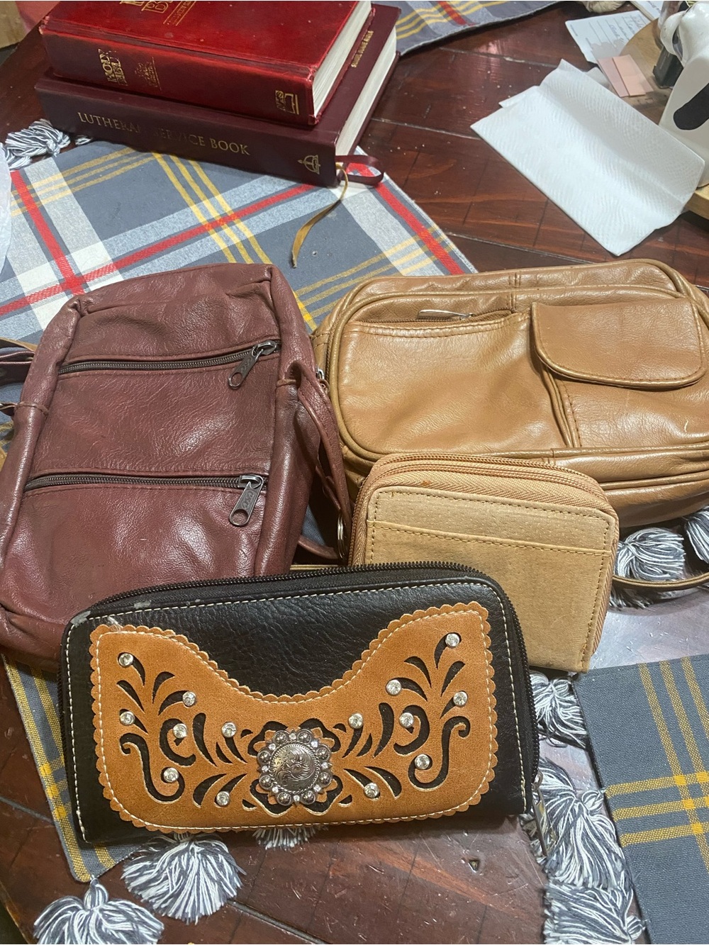 Women’s Wallet and Purse bundle. Unbranded